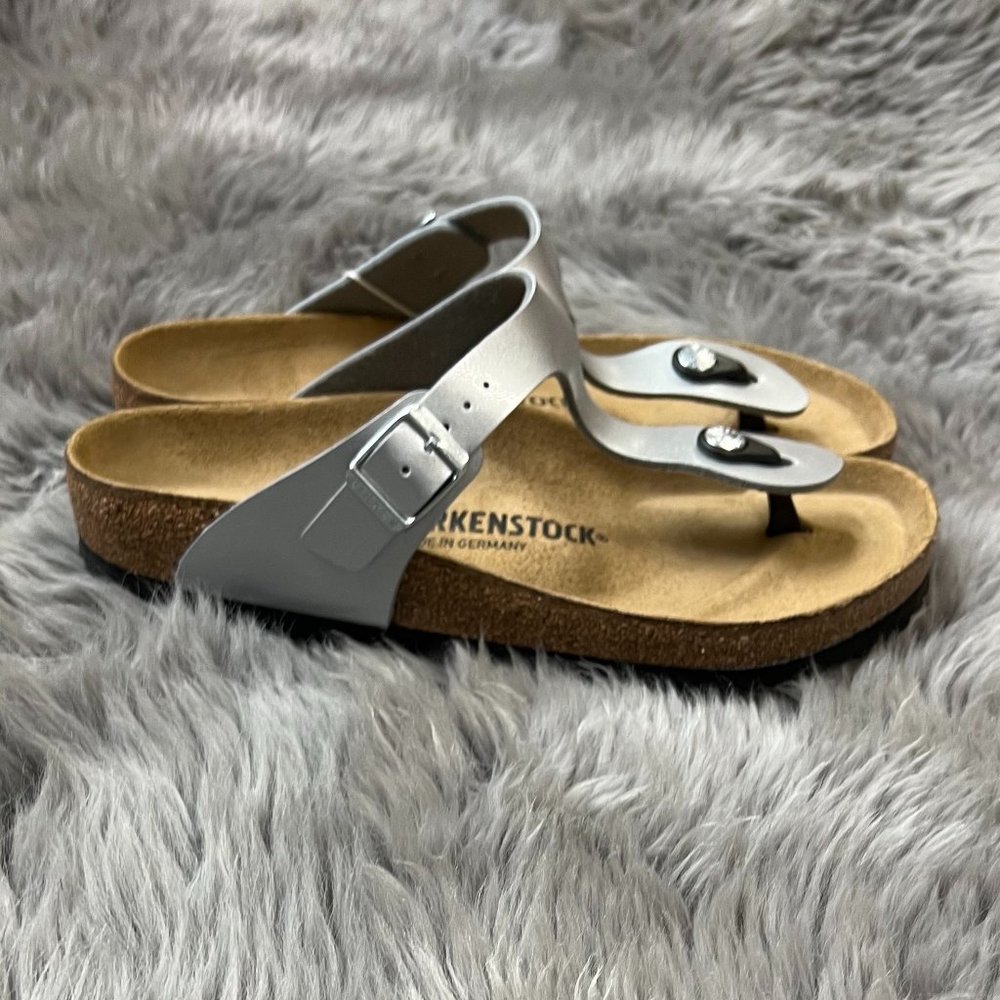 Birkenstock | Women's Gizeh BS Sandals | Silver | Various Sizes - Picture 3 of 5